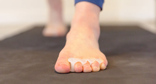 Correct Toes® vs. Naboso Splay: Welke teenspreider past bij jouw voeten?